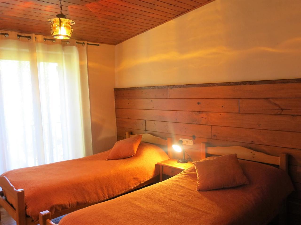 Apartamentos Rurales Les Barnedes Mollo Luaran gambar
