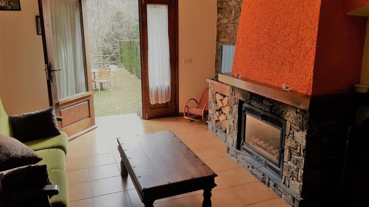 Apartamentos Rurales Les Barnedes Mollo Luaran gambar