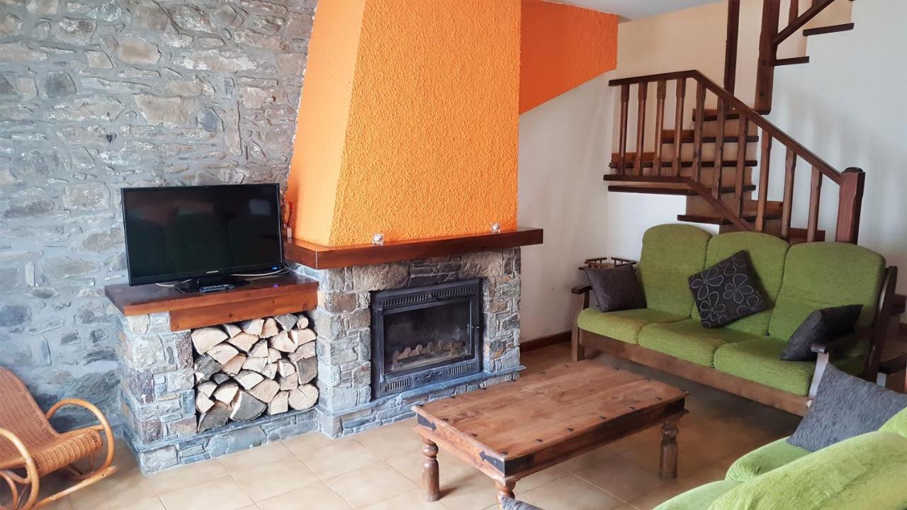 Apartamentos Rurales Les Barnedes Mollo Luaran gambar